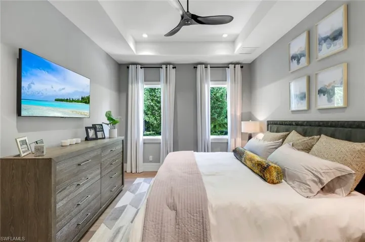 Guest bedroom