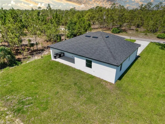 906 Greenwood Ave W, Lehigh Acres, Florida 33972
