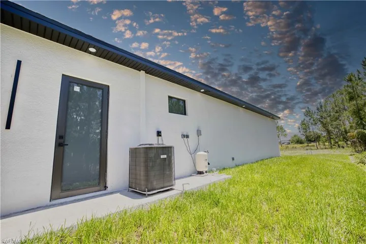 906 Greenwood Ave W, Lehigh Acres, Florida 33972