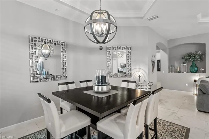 8739 Coastline Ct # 202, Naples Fl 34120