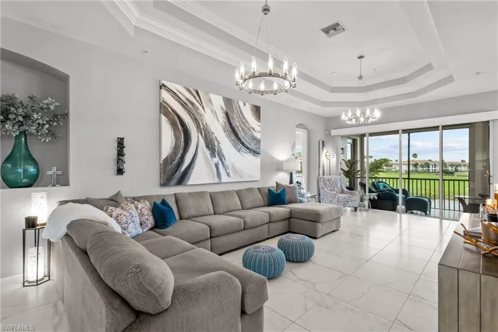 8739 Coastline Ct # 202, Naples Fl 34120