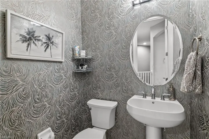 8739 Coastline Ct # 202, Naples Fl 34120