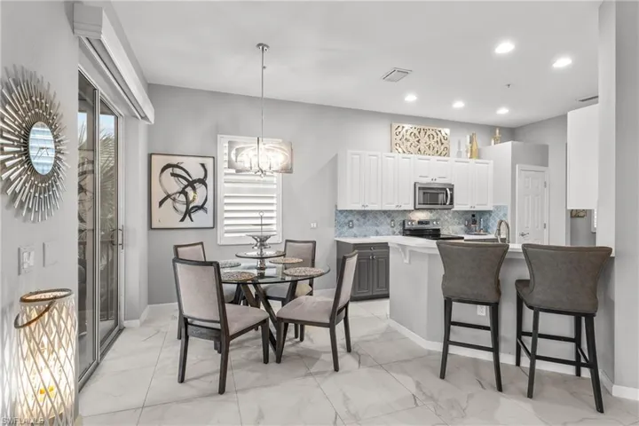 8739 Coastline Ct # 202, Naples Fl 34120