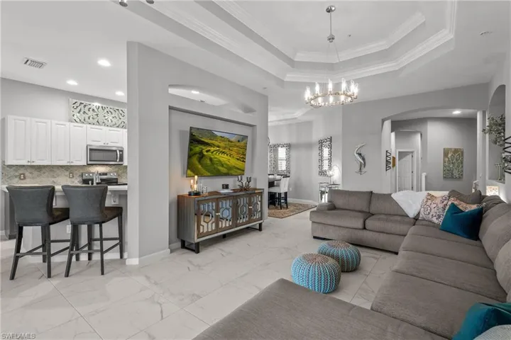 8739 Coastline Ct # 202, Naples Fl 34120