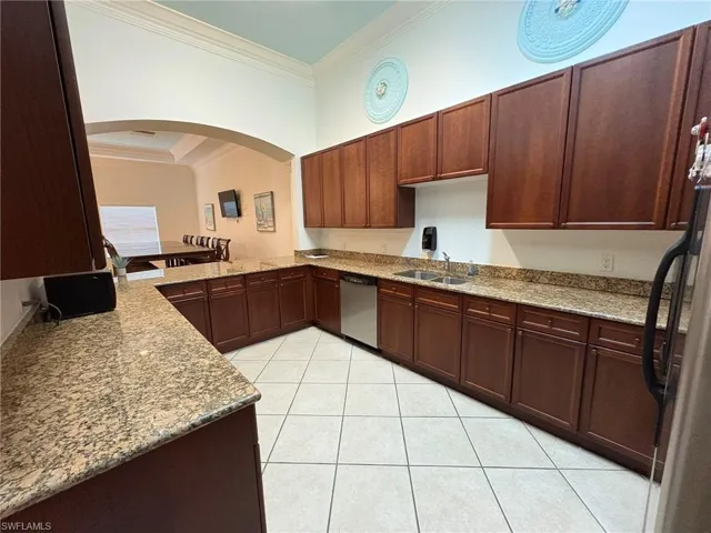 10031 Lake Cove Dr 201, Fort Myers, Florida 33908