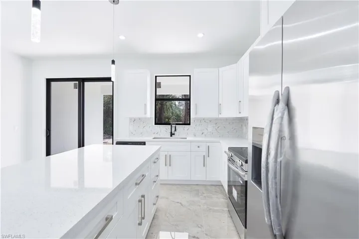 4188  18th NE AVE, Naples, FL 34120