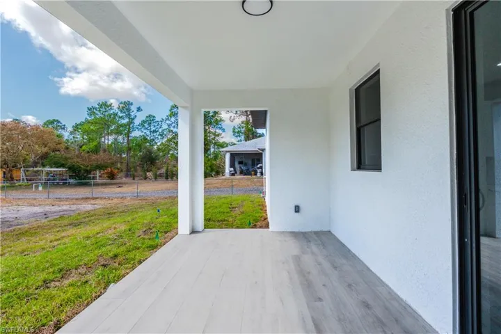 4188  18th NE AVE, Naples, FL 34120