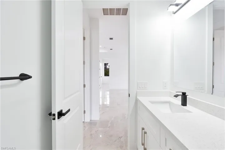 4188  18th NE AVE, Naples, FL 34120