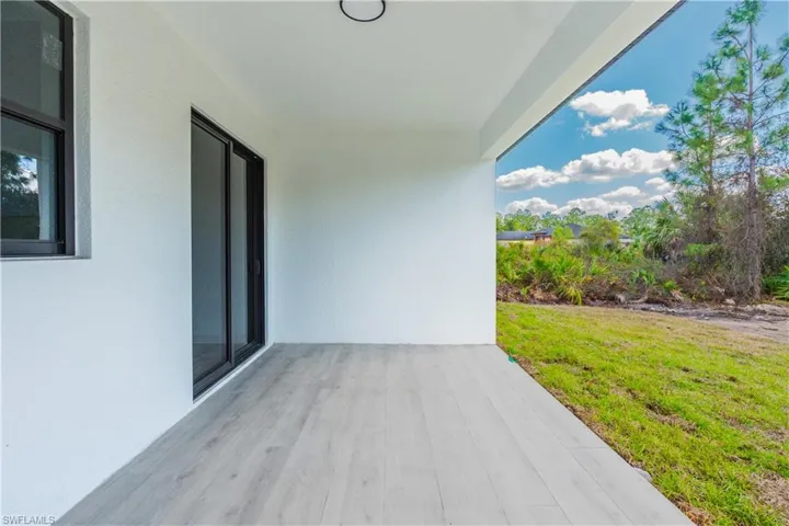 4188  18th NE AVE, Naples, FL 34120