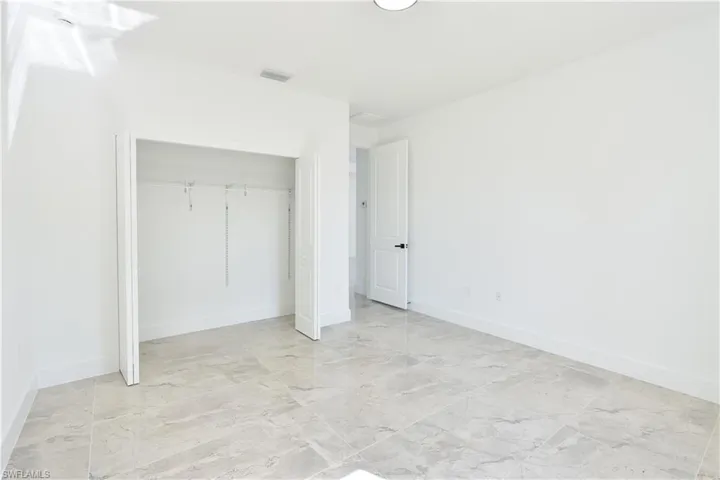 4188  18th NE AVE, Naples, FL 34120