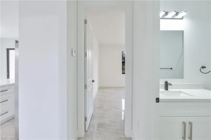 4188  18th NE AVE, Naples, FL 34120