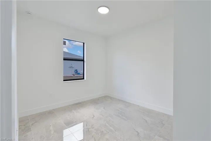 4188  18th NE AVE, Naples, FL 34120