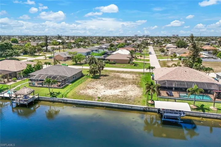 1227 Sw 37th St, Cape Coral, Florida 33914