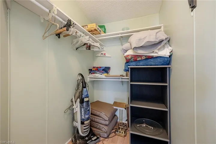 16255  Pelican  DR, North Fort Myers, FL 33903