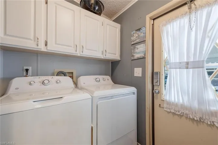 16255  Pelican  DR, North Fort Myers, FL 33903