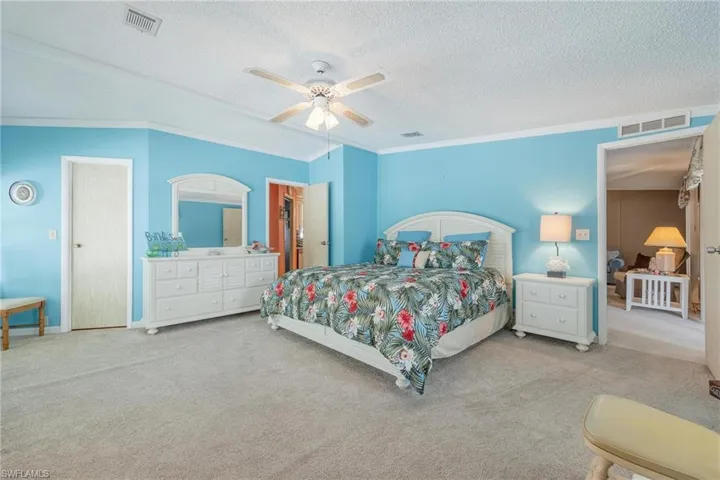 16255  Pelican  DR, North Fort Myers, FL 33903