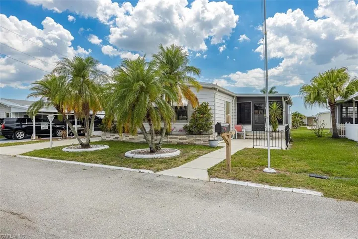 16255  Pelican  DR, North Fort Myers, FL 33903
