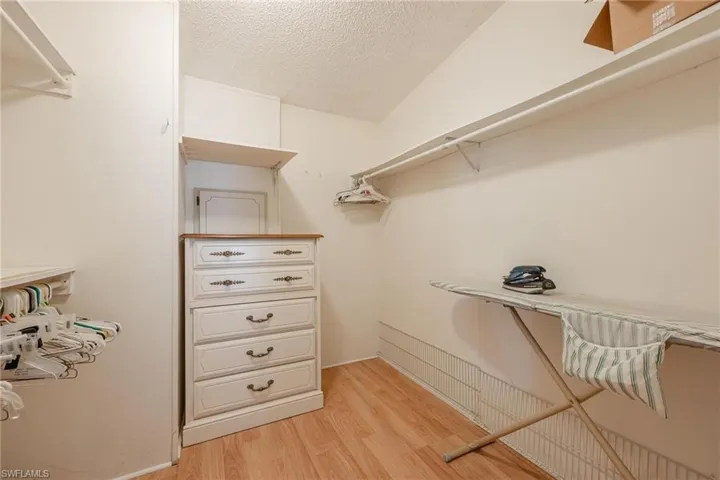 16255  Pelican  DR, North Fort Myers, FL 33903