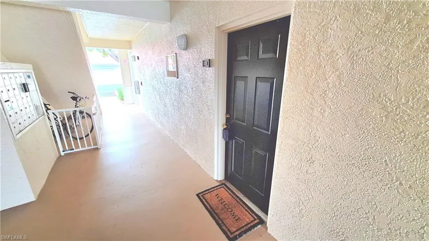 4720 Saint Croix Ln 118, Naples, Florida 34109