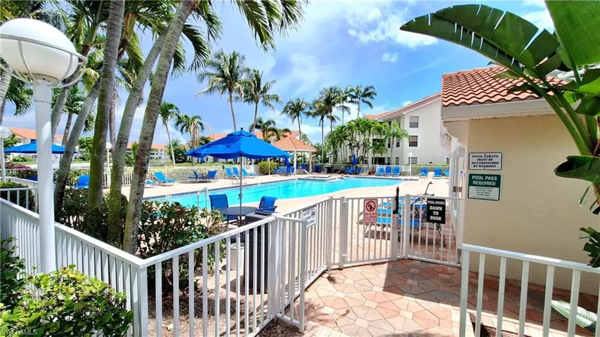 4720 Saint Croix Ln 118, Naples, Florida 34109