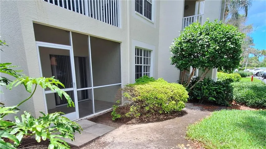 4720 Saint Croix Ln 118, Naples, Florida 34109