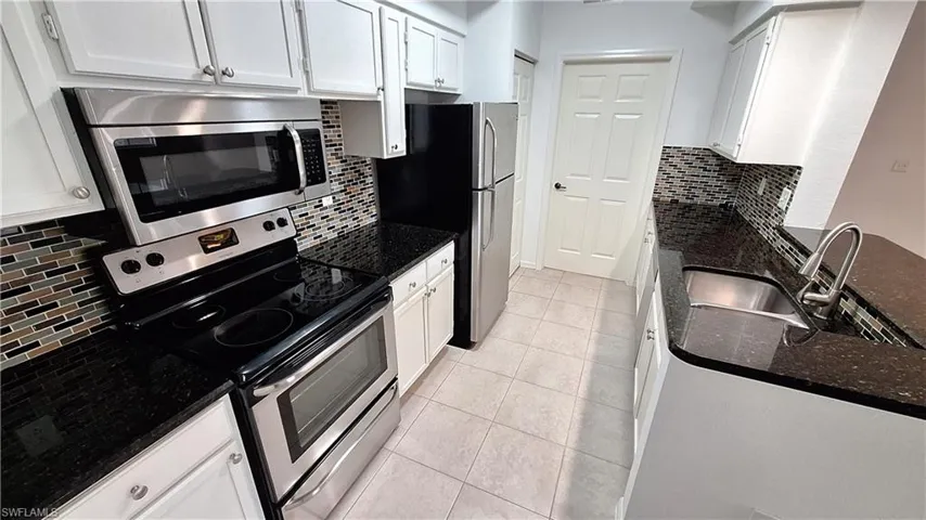 4720 Saint Croix Ln 118, Naples, Florida 34109