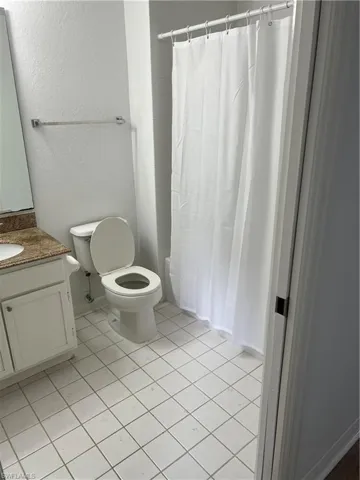 4720  Saint Croix  LN, Naples, FL 34109