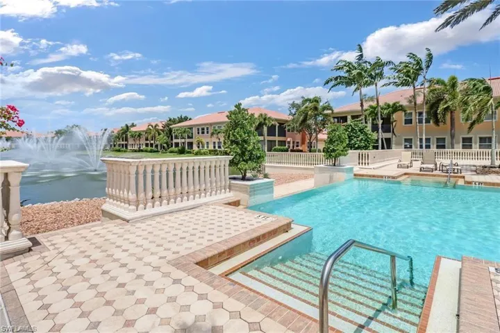 AVELLINO ISLES POOL AREA