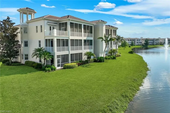 558 Avellino Isles Cir 14102, Naples, Florida 34119