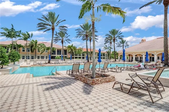 AVELLINO ISLES POOL AREA