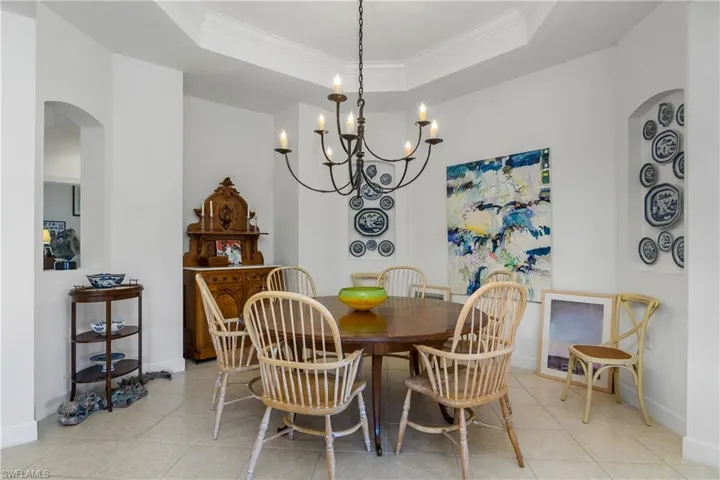 Dining area can easily accommodate 8 seating.