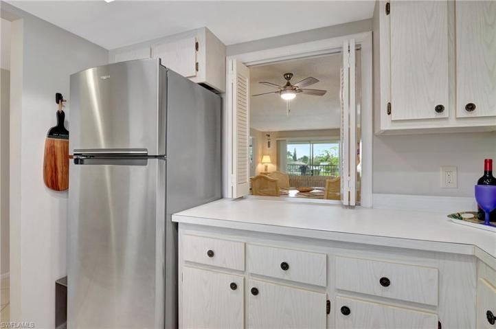 5667 Rattlesnake Hammock RD # B303, NAPLES FL 34113
