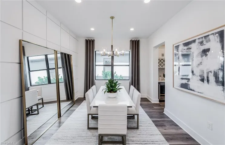 Photos are of a staged model home. Illustration purposes only. Options may vary.