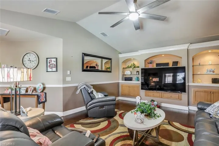 920 NW 3rd  AVE, Cape Coral, FL 33993