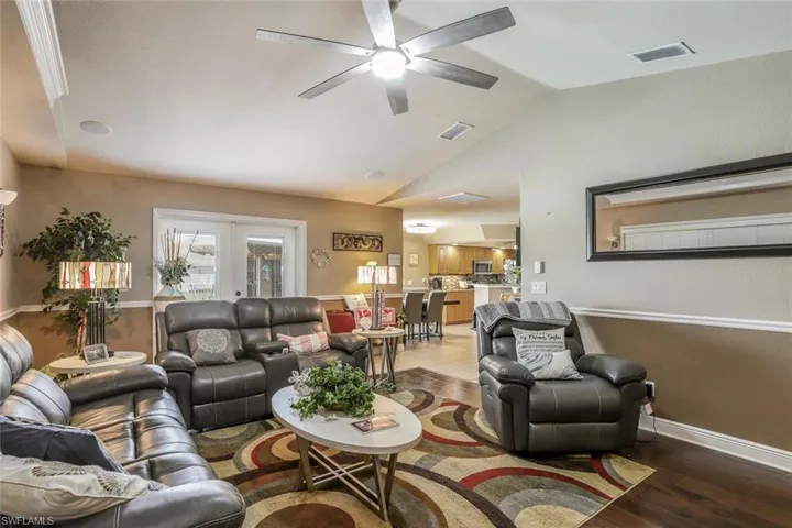920 NW 3rd  AVE, Cape Coral, FL 33993