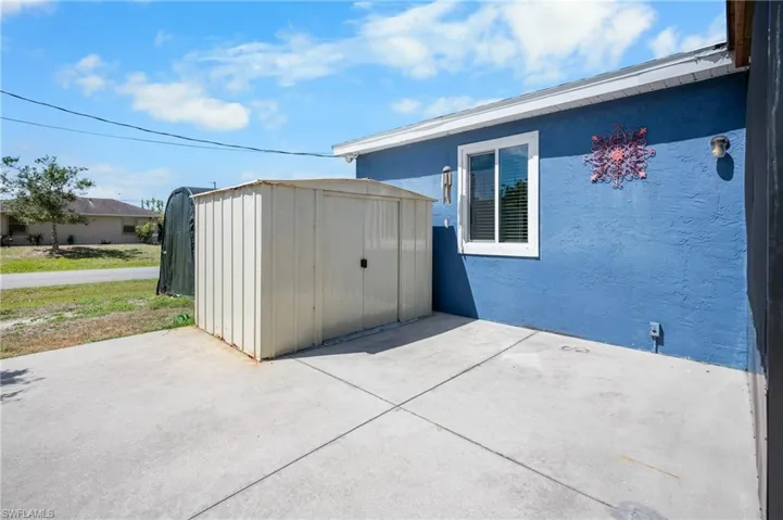 6168 Sunnybrook Blvd, Englewood, Florida 34224