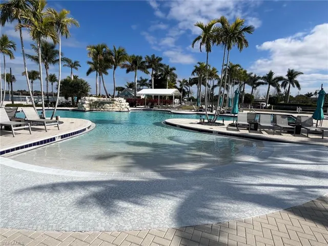 14939  EDGEWATER  CIR, Naples, FL 34114