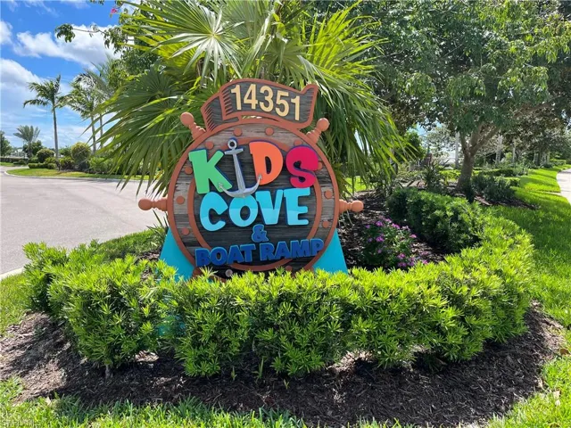14939 Edgewater Cir, Naples, Florida 34114