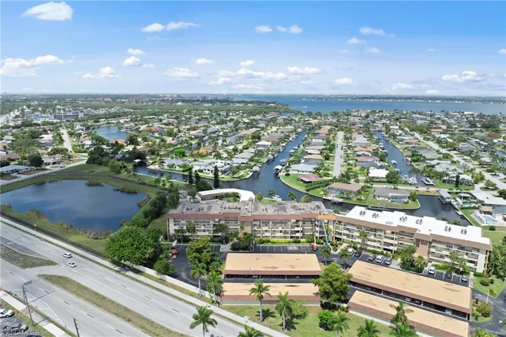 4309  Mariner  WAY, Fort Myers, FL 33919
