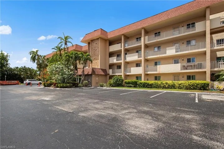 4309  Mariner  WAY, Fort Myers, FL 33919