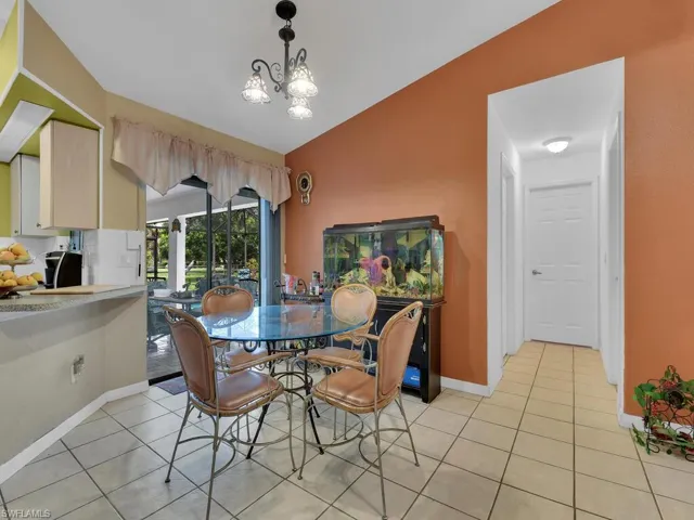 Breakfast Nook