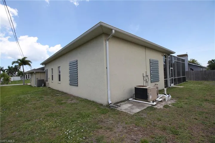 4213 SW 14TH  PL, Cape Coral, FL 33914