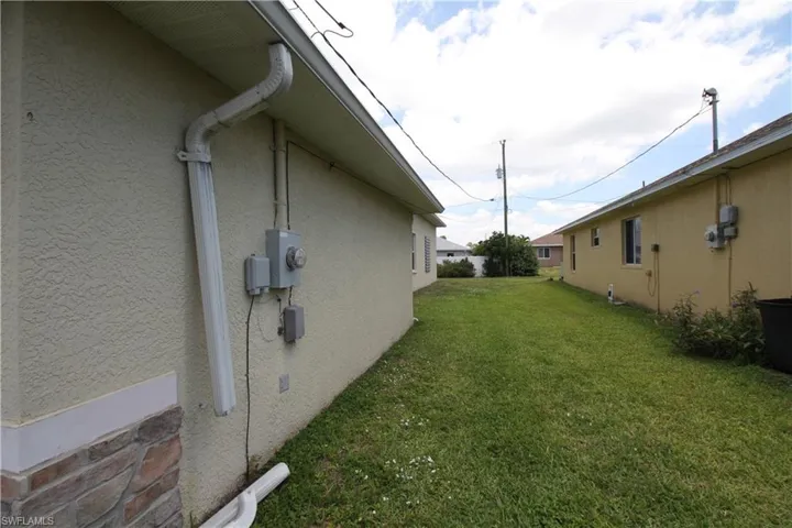 4213 SW 14TH  PL, Cape Coral, FL 33914