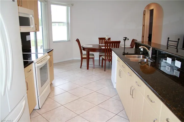 4213 SW 14TH  PL, Cape Coral, FL 33914