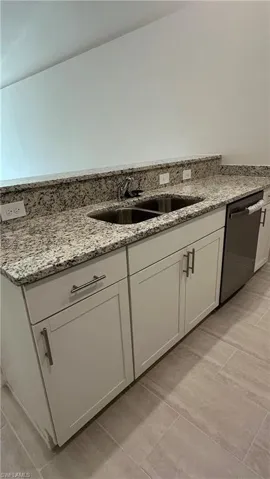 607 Se 7th St, Cape Coral, Florida 33990