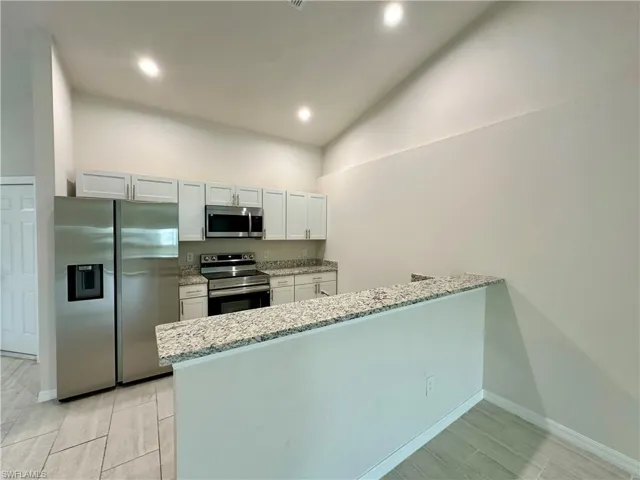607 Se 7th St, Cape Coral, Florida 33990