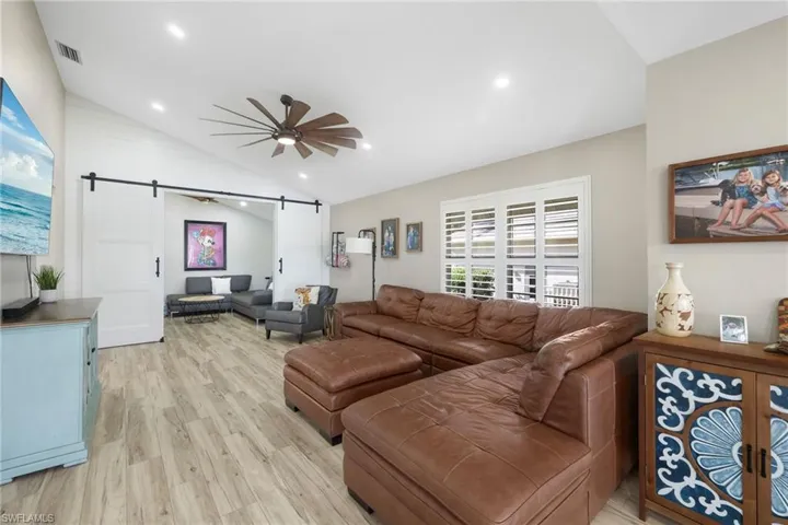 5100  Harborage  DR, Fort Myers, FL 33908