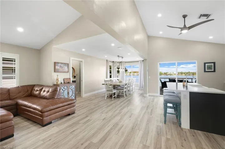5100  Harborage  DR, Fort Myers, FL 33908