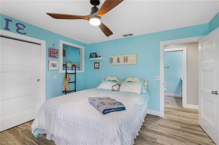 5100  Harborage  DR, Fort Myers, FL 33908