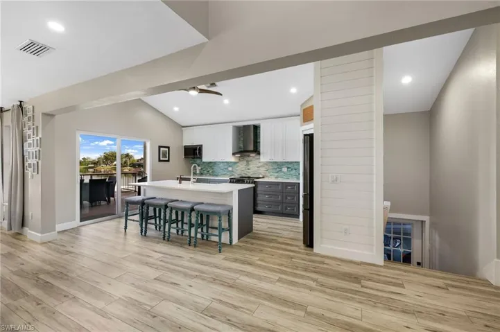5100  Harborage  DR, Fort Myers, FL 33908